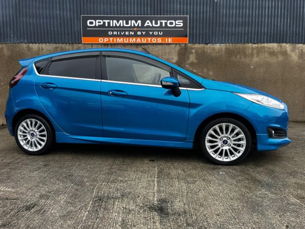 Ford Fiesta Hatchback, Petrol, 2015, Blue
