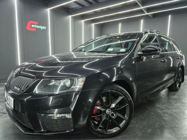 Skoda Octavia Estate, Diesel, 2016, Black