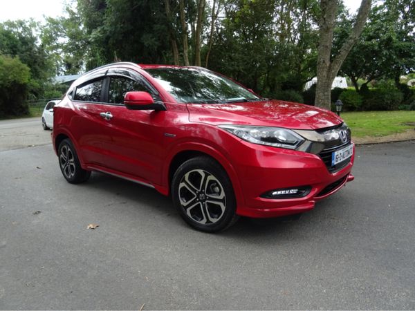 Honda Vezel Hatchback, Petrol Hybrid, 2016, Red