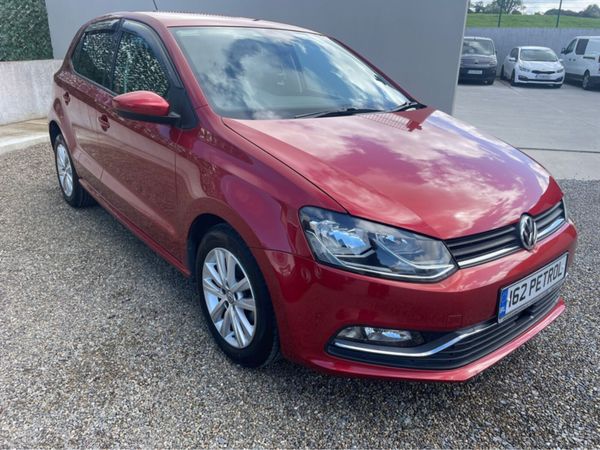 Volkswagen Polo Hatchback, Petrol, 2016, Red