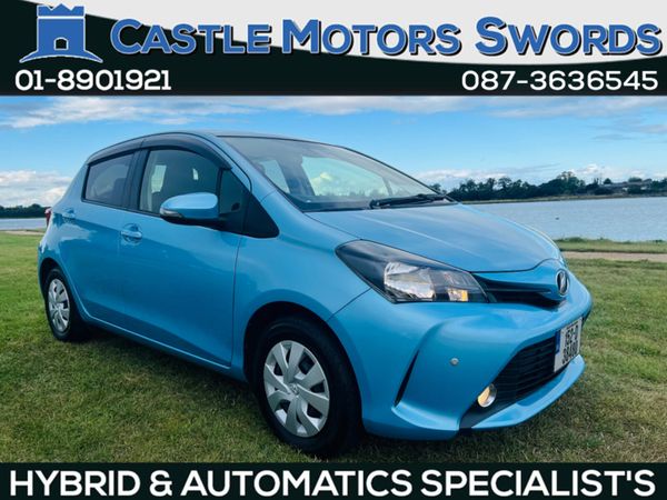 Toyota Yaris Hatchback, Petrol, 2015, Blue