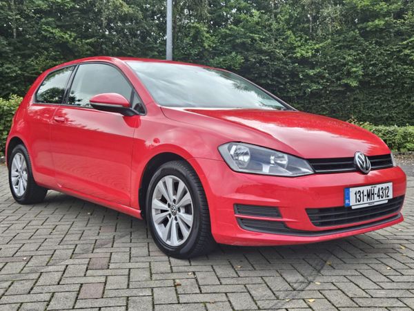 Volkswagen Golf Hatchback, Petrol, 2013, Red