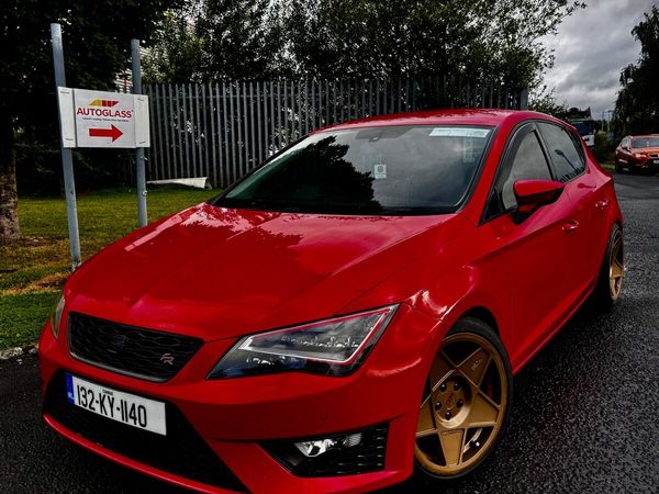 SEAT Leon Hatchback, Diesel, 2013, Red