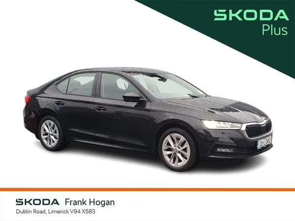 Skoda Octavia Saloon, Petrol, 2022, Black