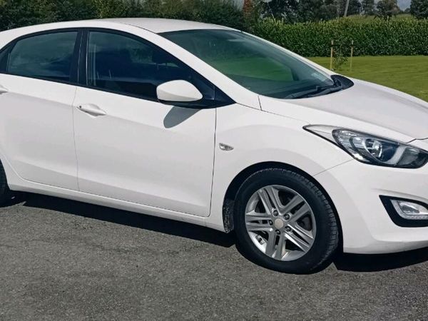 Hyundai i30 Hatchback, Diesel, 2015, White