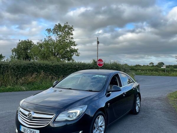 Vauxhall Insignia Hatchback, Diesel, 2014, Black