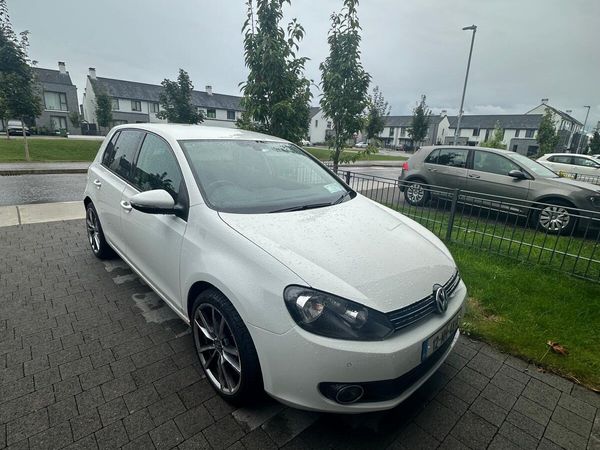Volkswagen Golf Hatchback, Diesel, 2012, White