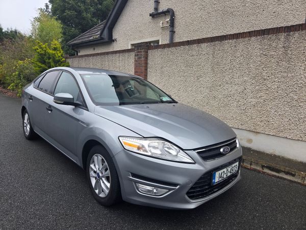 Ford Mondeo Hatchback, Diesel, 2014, Grey