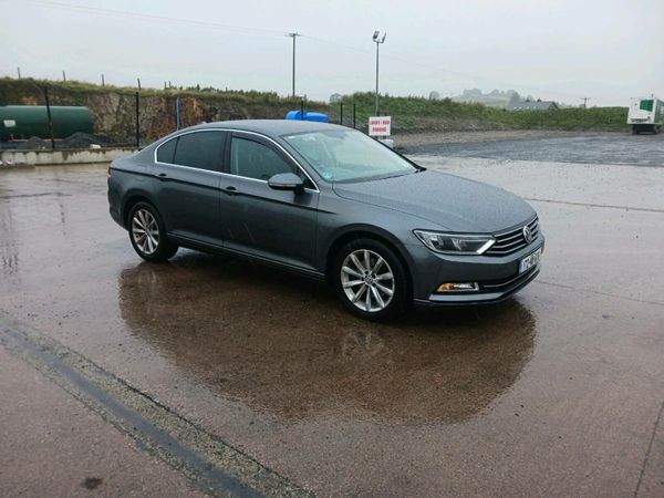 Volkswagen Passat Saloon, Diesel, 2017, Grey