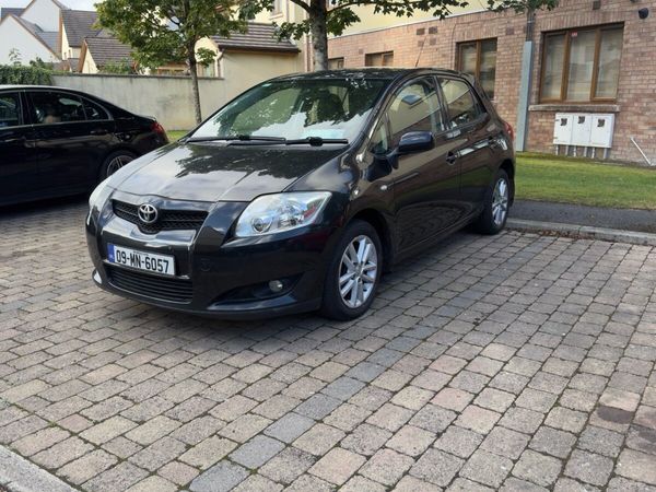Toyota Auris Hatchback, Petrol, 2009, Black