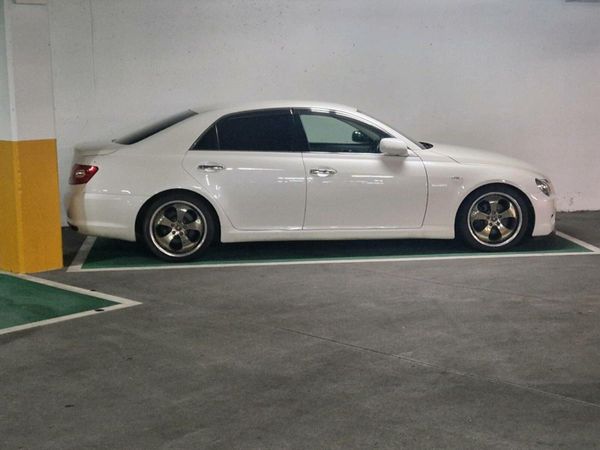 Toyota Mark X Saloon, Petrol, 2005, White