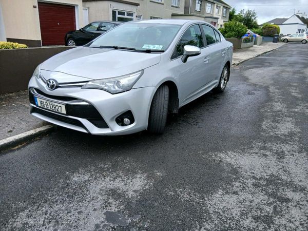 Toyota Avensis Saloon, Diesel, 2016, Silver