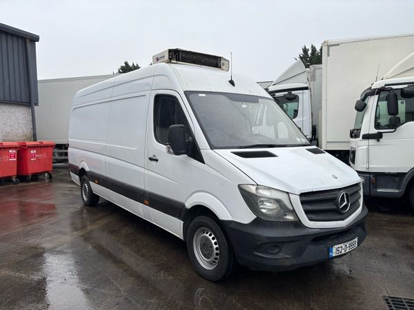 Mercedes-Benz Sprinter Van, Diesel, 2015, White