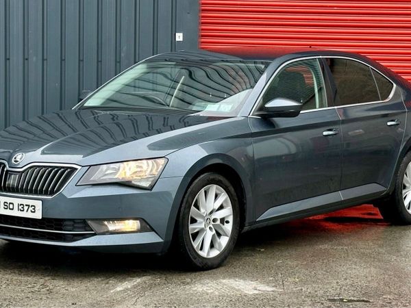 Skoda Superb Hatchback, Diesel, 2017, Grey