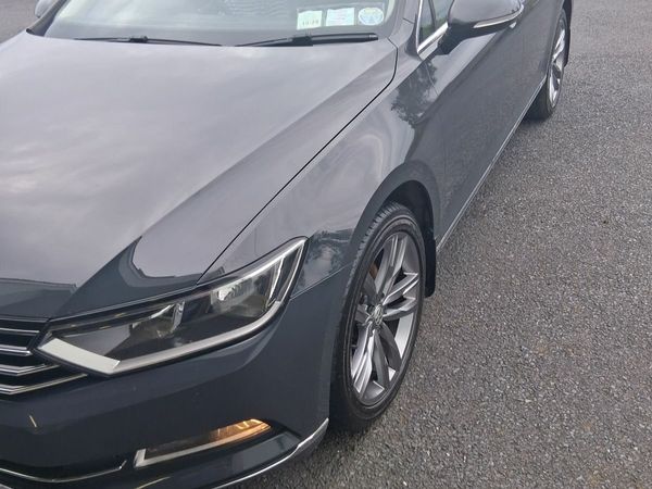 Volkswagen Passat Saloon, Diesel, 2018, Grey
