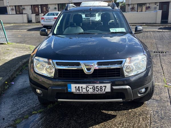 Dacia Duster SUV, Diesel, 2014, Black