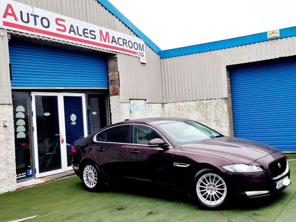 Jaguar XF Saloon, Diesel, 2016, Red