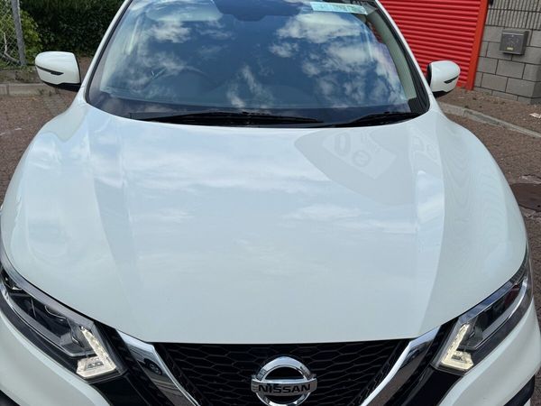 Nissan Qashqai MPV, Diesel, 2020, White