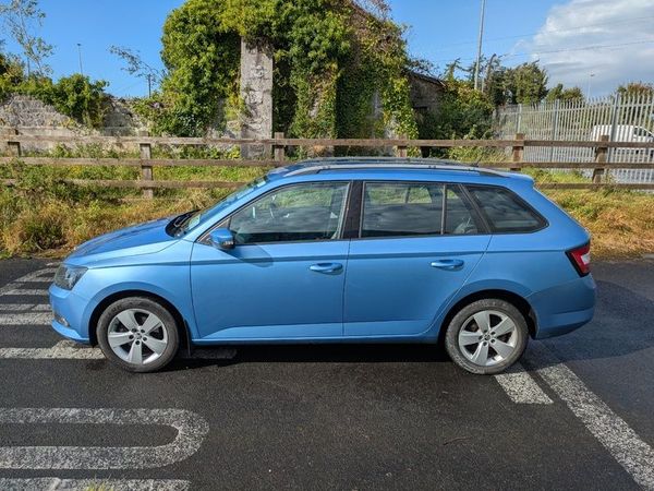 Skoda Fabia Estate, Petrol, 2016, Blue