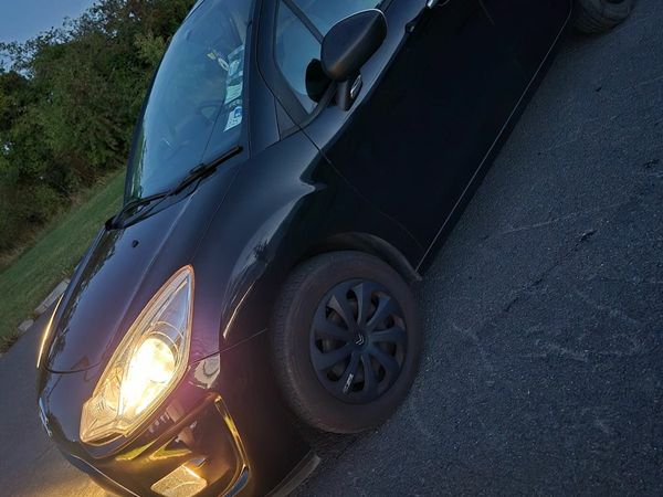 Citroen C3 Hatchback, Petrol, 2013, Black