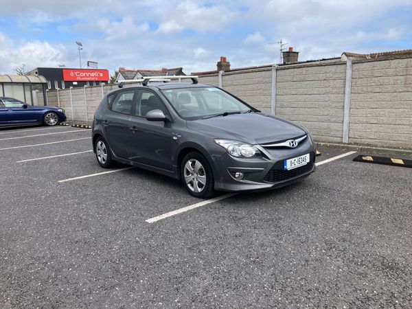 Hyundai i30 Hatchback, Diesel, 2011, Grey