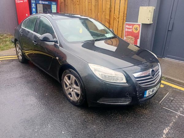 Vauxhall Insignia Hatchback, Diesel, 2012, Black