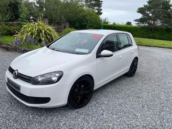 Volkswagen Golf Hatchback, Diesel, 2012, White