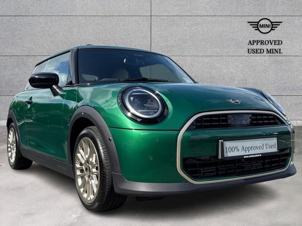 Mini Cooper Hatchback, Petrol, 2025, Green