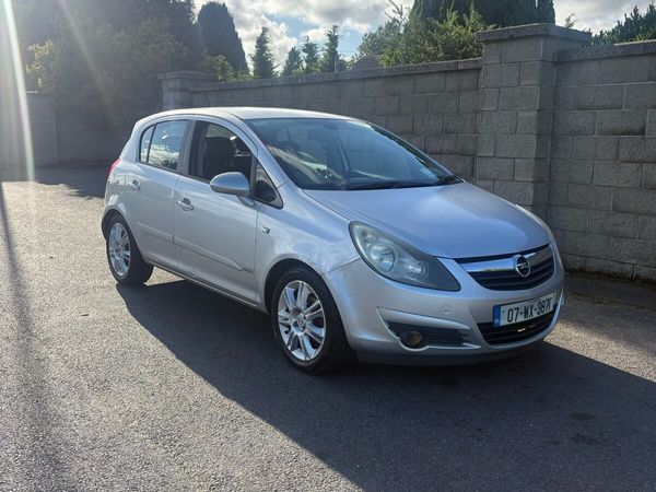 Opel Corsa Hatchback, Petrol, 2007, Silver