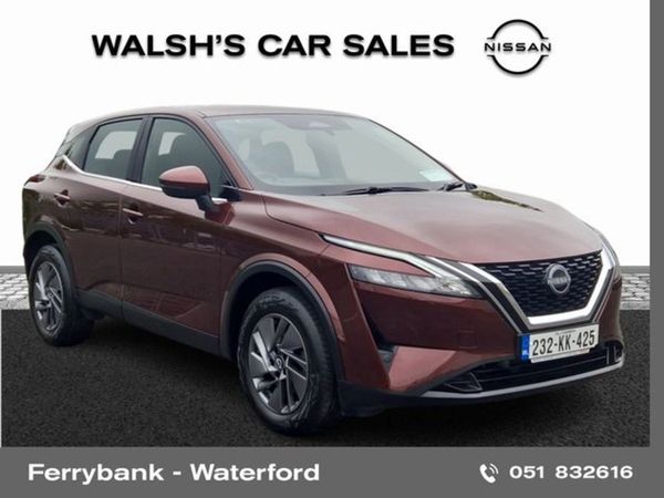 Nissan Qashqai SUV, Petrol, 2023, Red