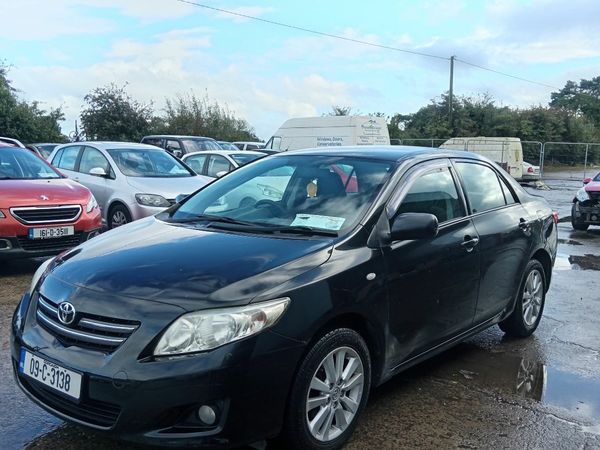 Toyota Corolla Saloon, Diesel, 2009, Black