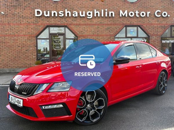 Skoda Octavia Saloon, Petrol, 2018, Red