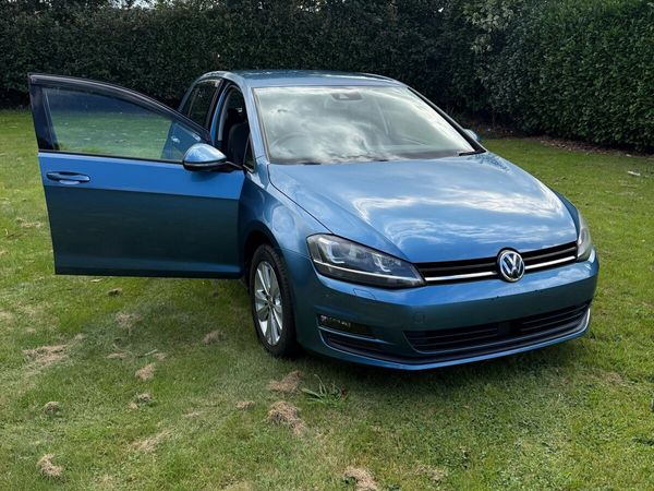 Volkswagen Golf Hatchback, Petrol, 2014, Blue