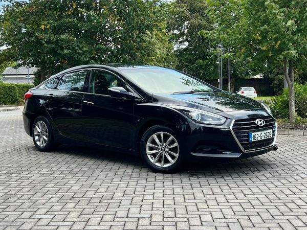Hyundai i40 Saloon, Diesel, 2016, Black