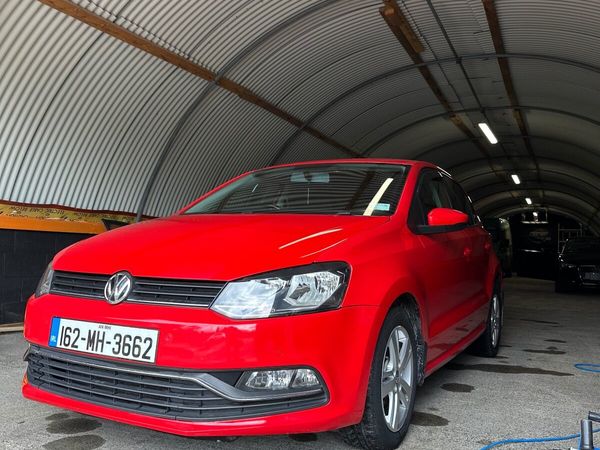 Volkswagen Polo Hatchback, Petrol, 2016, Red