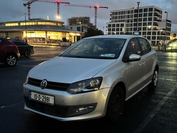 Volkswagen Polo Hatchback, Petrol, 2010, Silver