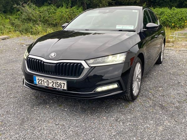 Skoda Octavia Saloon, Diesel, 2022, Black