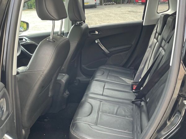 Peugeot 2008 SUV, Diesel, 2014, Black