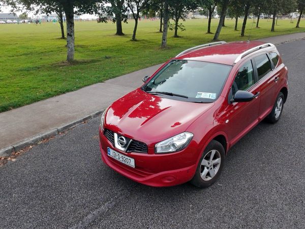 Nissan Qashqai+2 MPV, Diesel, 2013, Red
