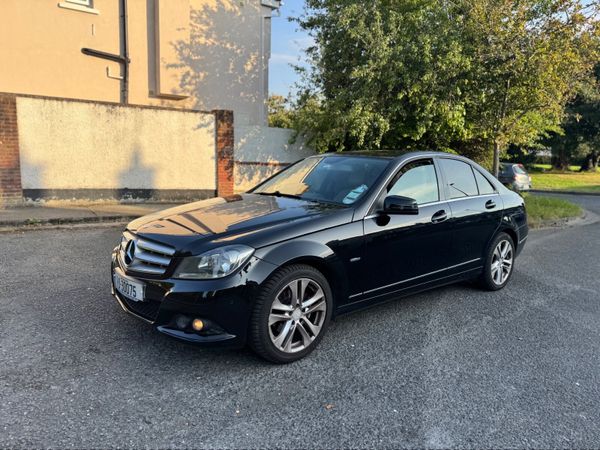Mercedes-Benz C-Class Saloon, Diesel, 2011, Black