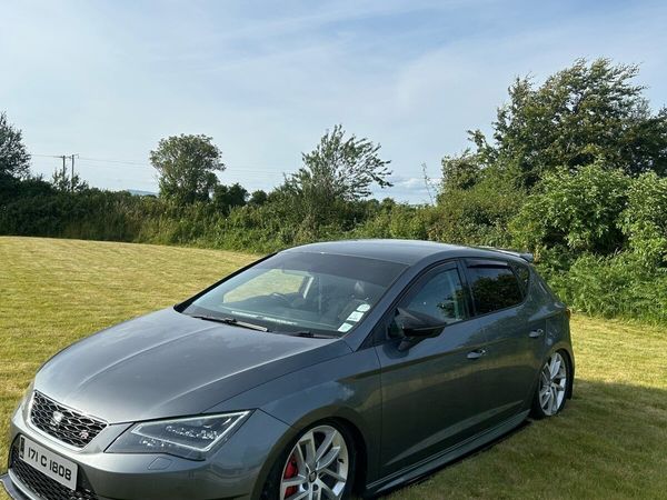 SEAT Leon Estate, Diesel, 2017, Grey