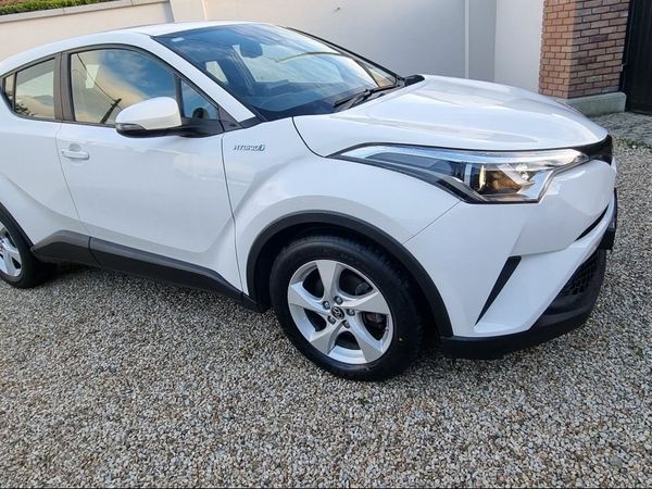 Toyota C-HR Hatchback, Petrol Hybrid, 2017, White