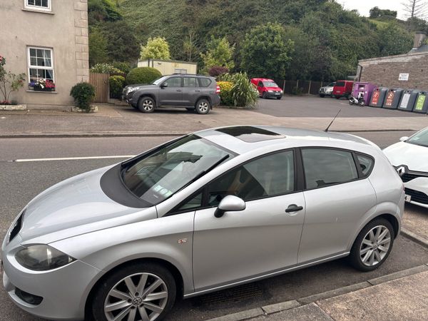 SEAT Leon Hatchback, Diesel, 2009, Silver