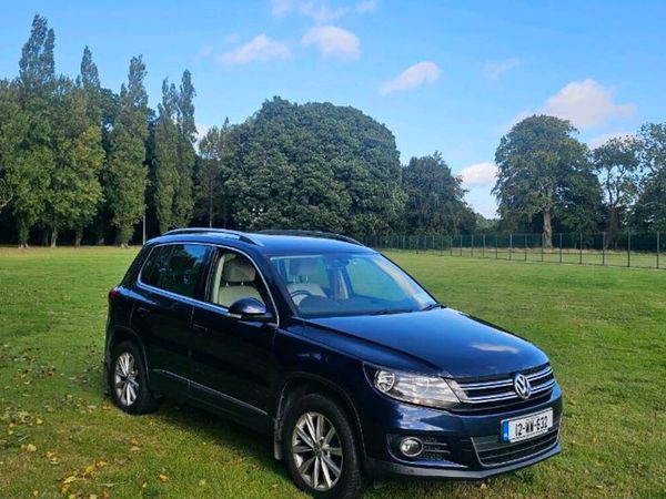 Volkswagen Tiguan SUV, Diesel, 2012, Blue