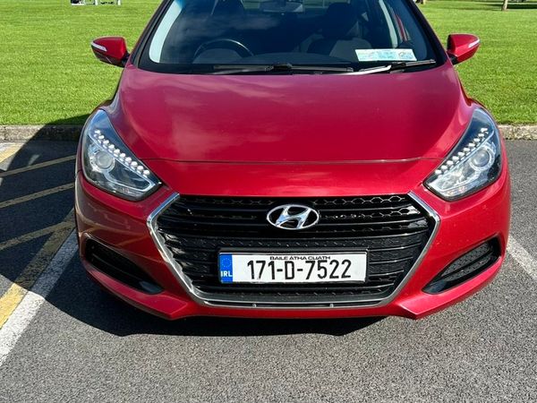 Hyundai i40 Saloon, Diesel, 2017, Red