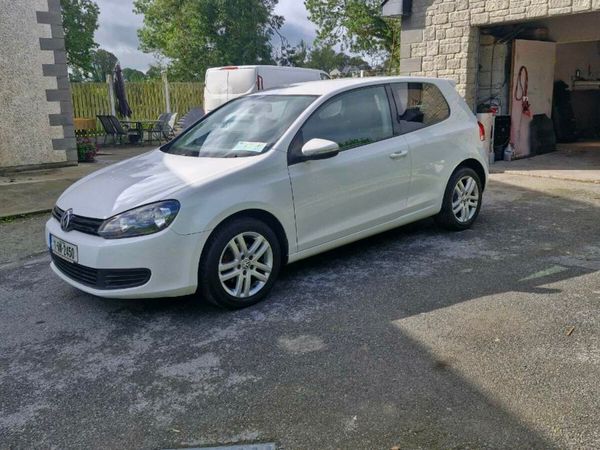 Volkswagen Golf Hatchback, Diesel, 2011, White