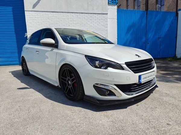 Peugeot 308 Hatchback, Petrol, 2015, White