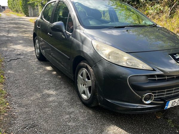 Peugeot 207 Hatchback, Diesel, 2010, Grey