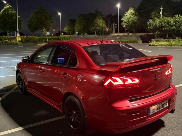 Mitsubishi Lancer Saloon, Petrol, 2008, Red