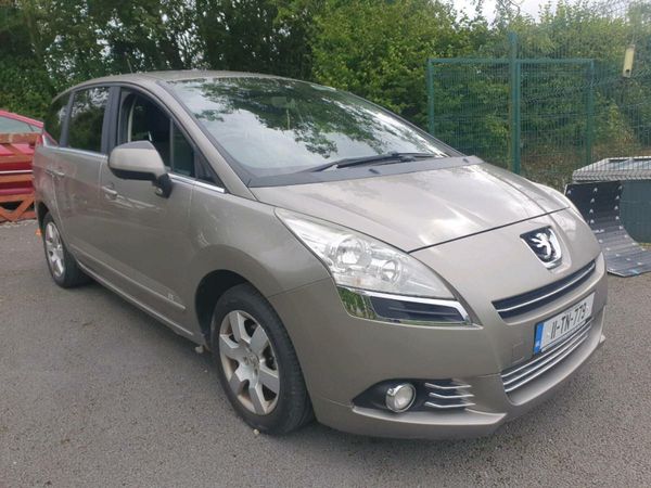 Peugeot 5008 MPV, Diesel, 2011, Grey